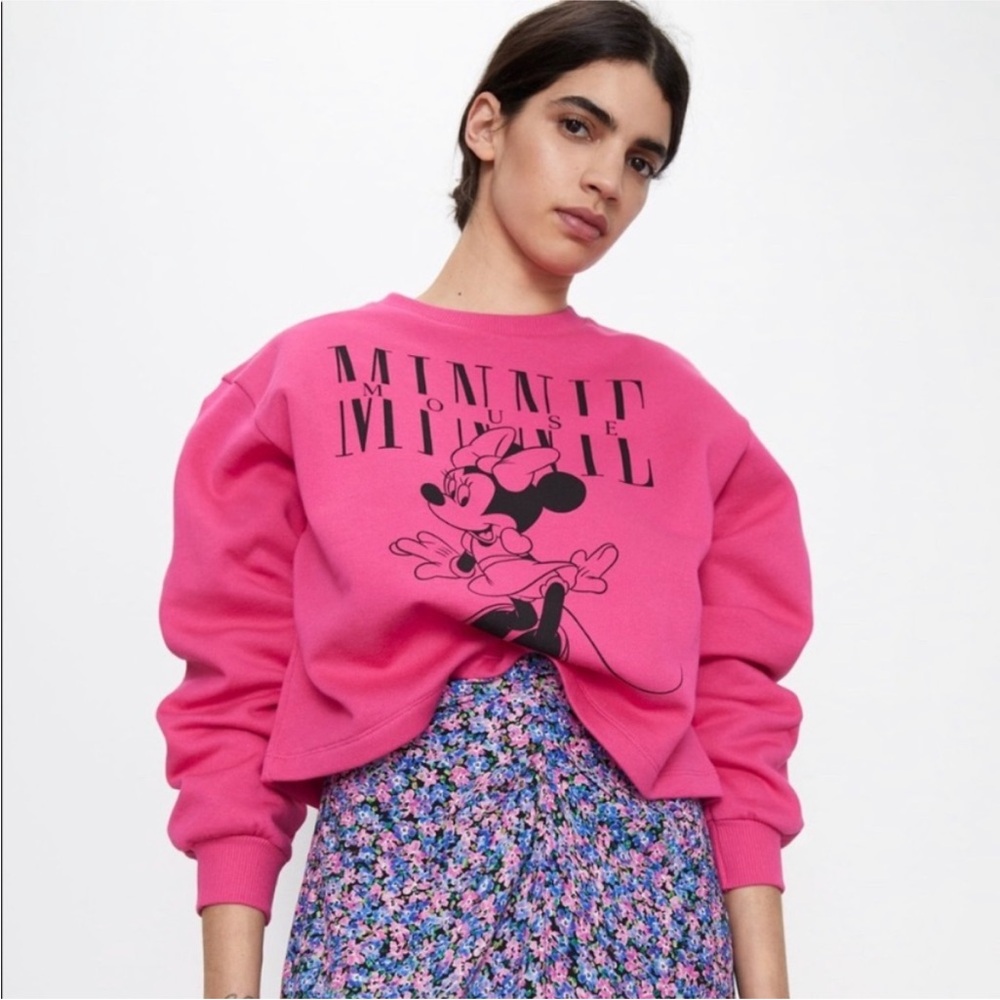 MINNIE AND MICKEY MOUSE CROPPED SWEATSHIRT